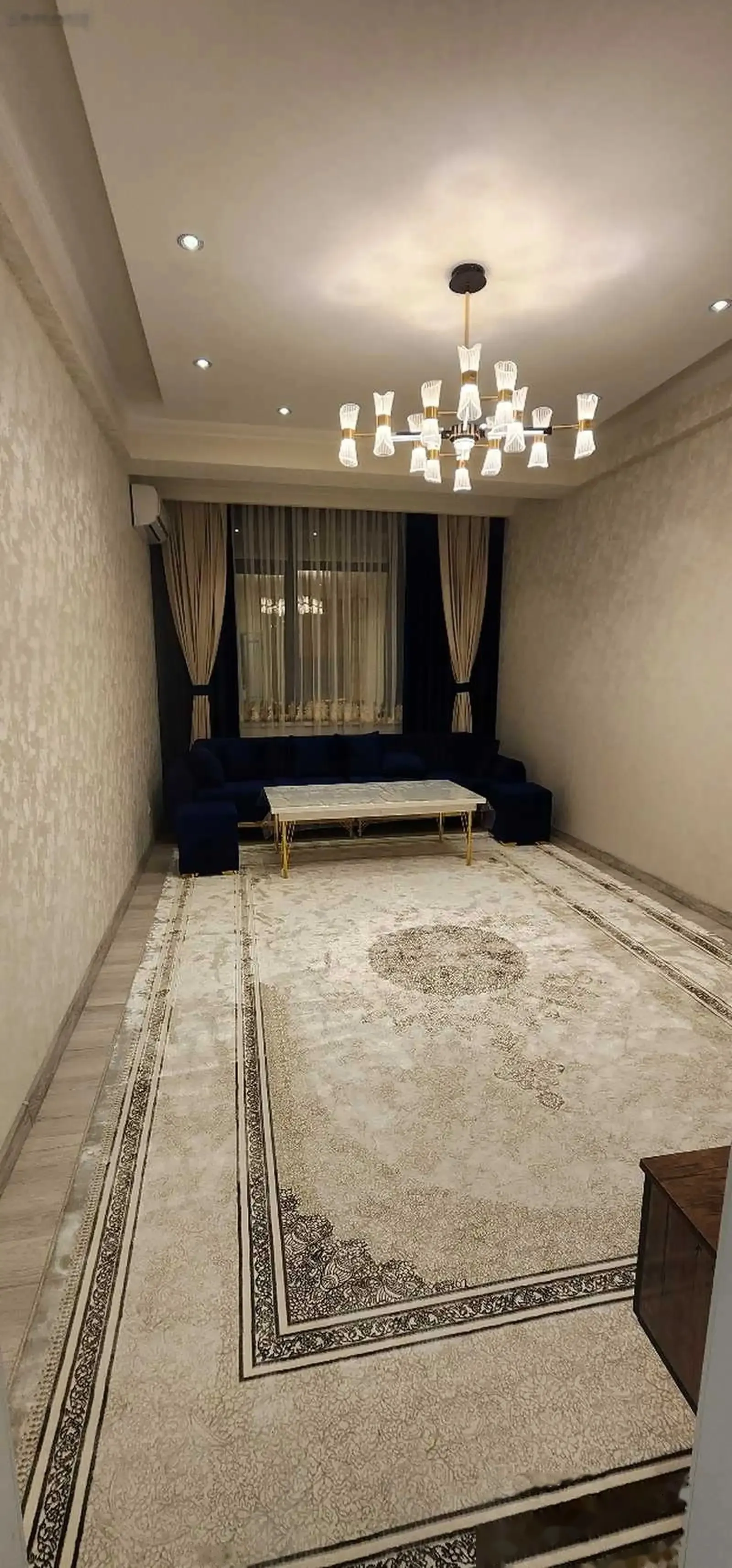 2-комн. квартира, 9 этаж, 65м², цум доми себистон