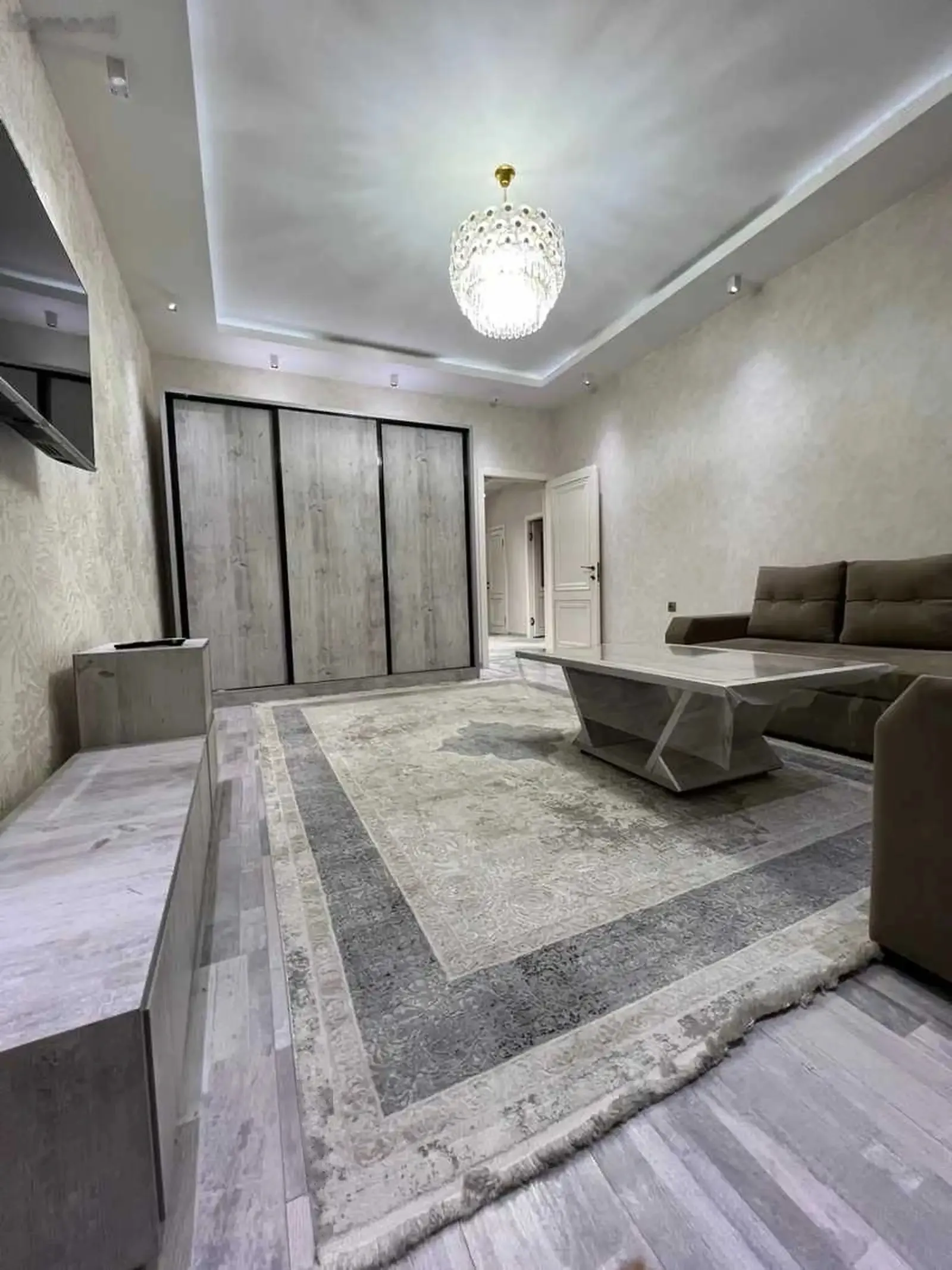 4-комн. квартира, 3 этаж, 133м², Шохмансур
