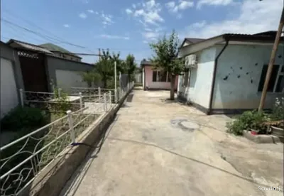 1-этажный, 5 комнатный дом, 650 м², Сомони