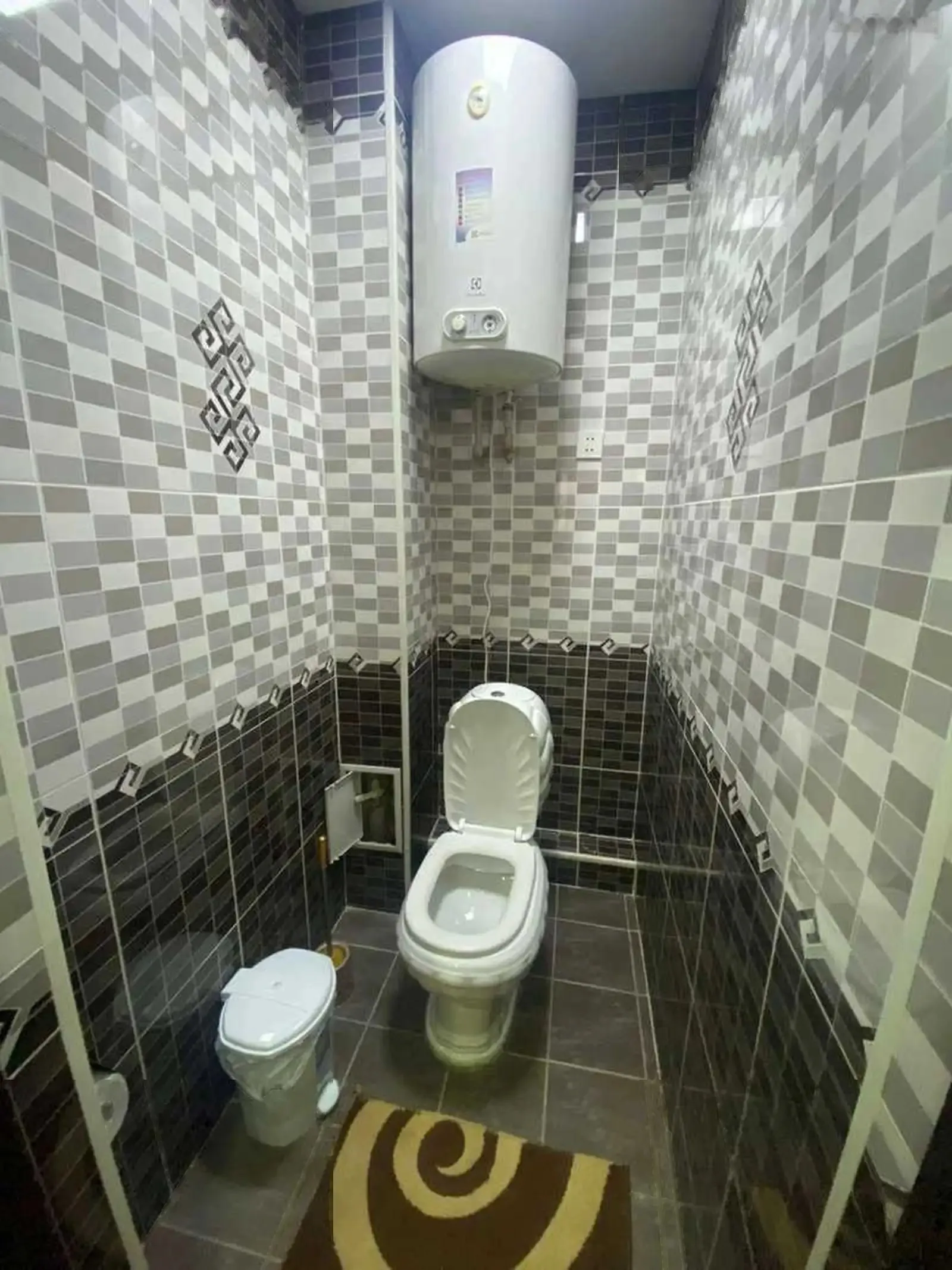 2-комн. квартира, 6 этаж, 86м², Шохмансур