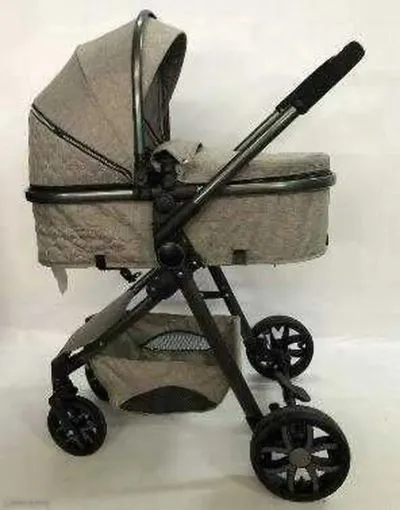 Коляска прогулочная