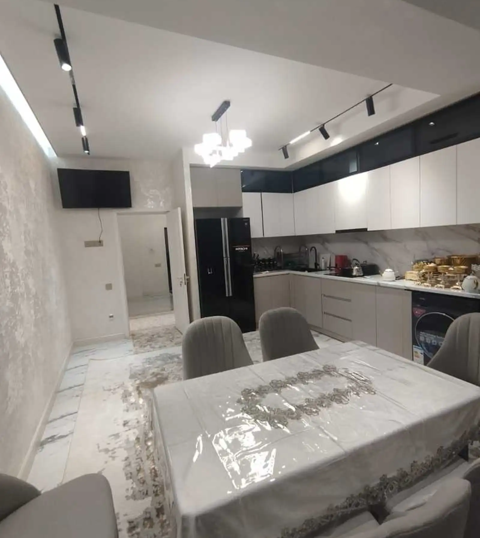 3-комн. квартира, 4 этаж, 125м², Шохмансур Зелёный бозор доми Валберис