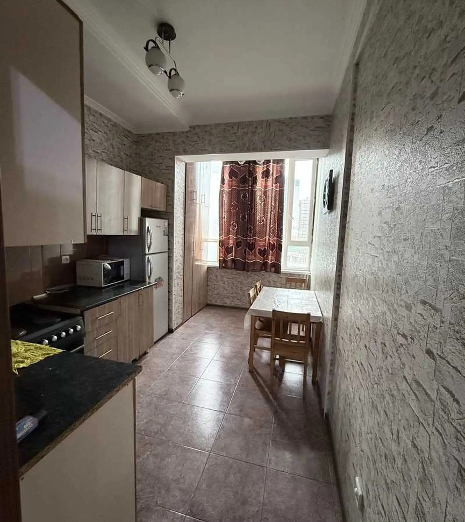 3-комн. квартира, 4 этаж, 95м², Ашан доми Хонаи Ман ЮСК