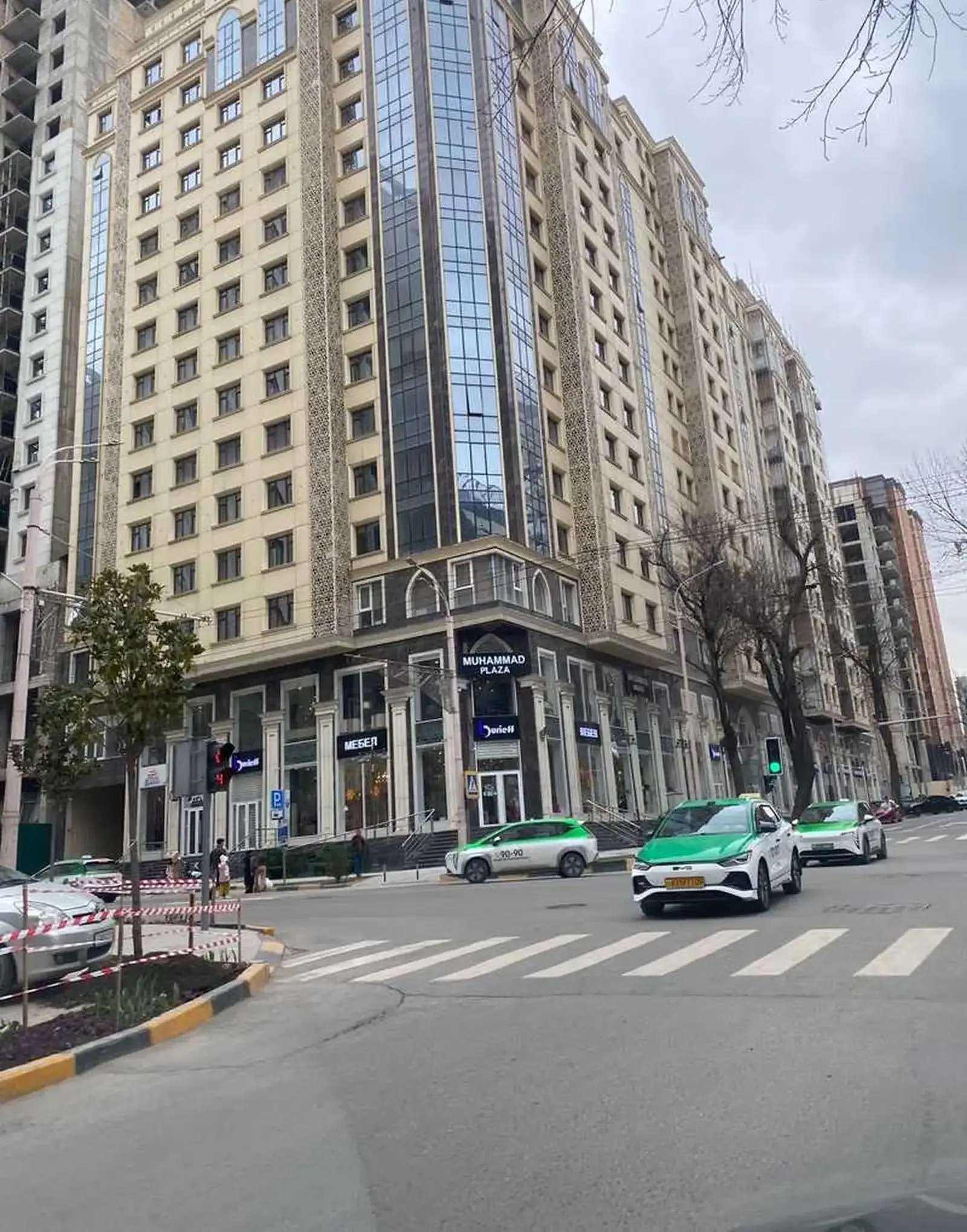 2-комн. квартира, 11 этаж, 55м², Овир, Гранд отель
