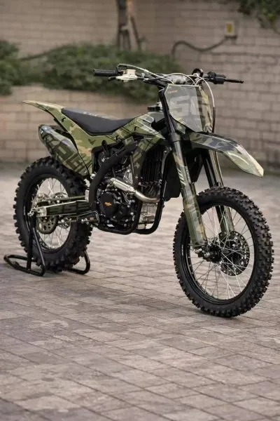 Мотоцикл Bosuer j