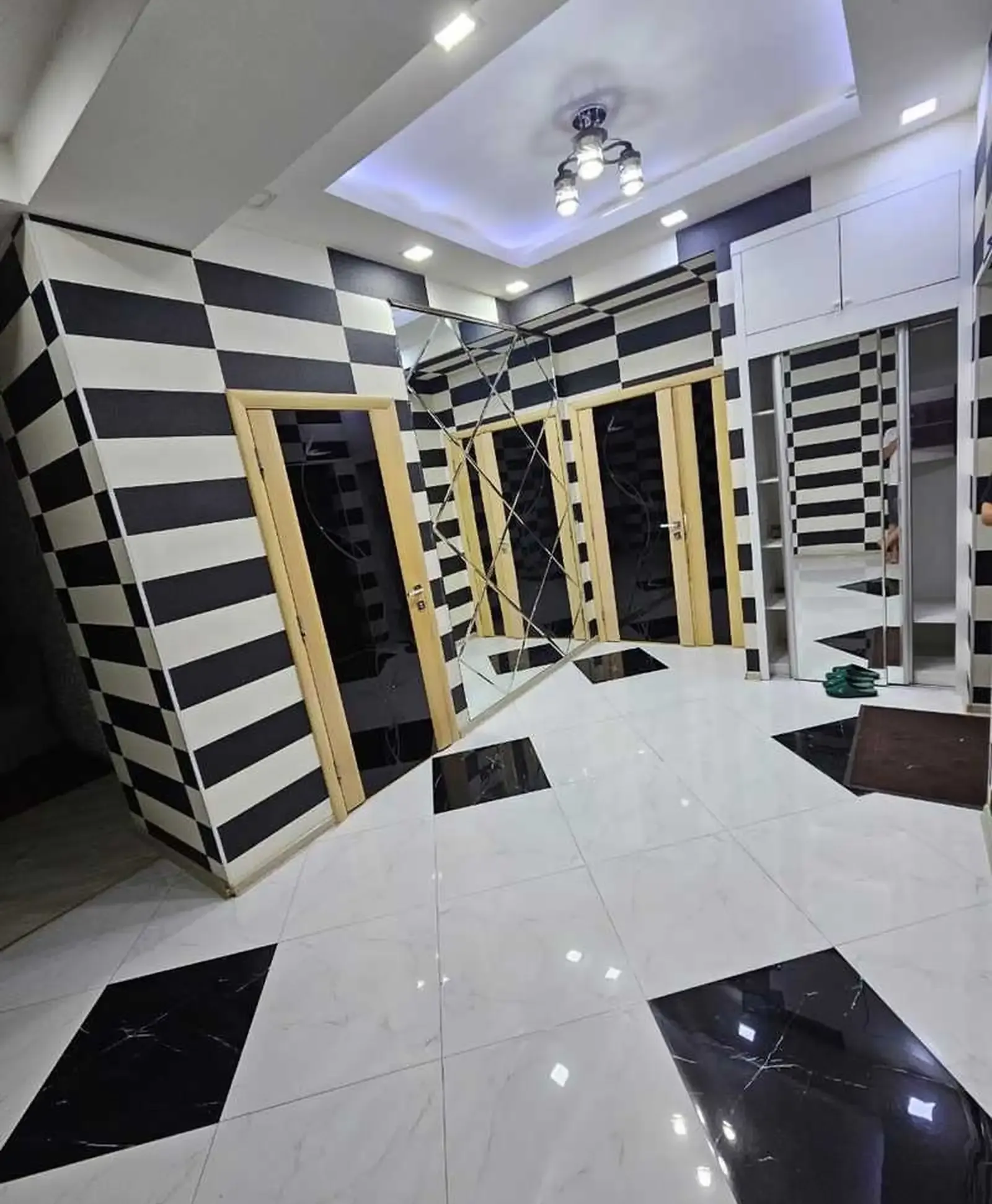 2-комн. квартира, 8 этаж, 85м², И.Сомони