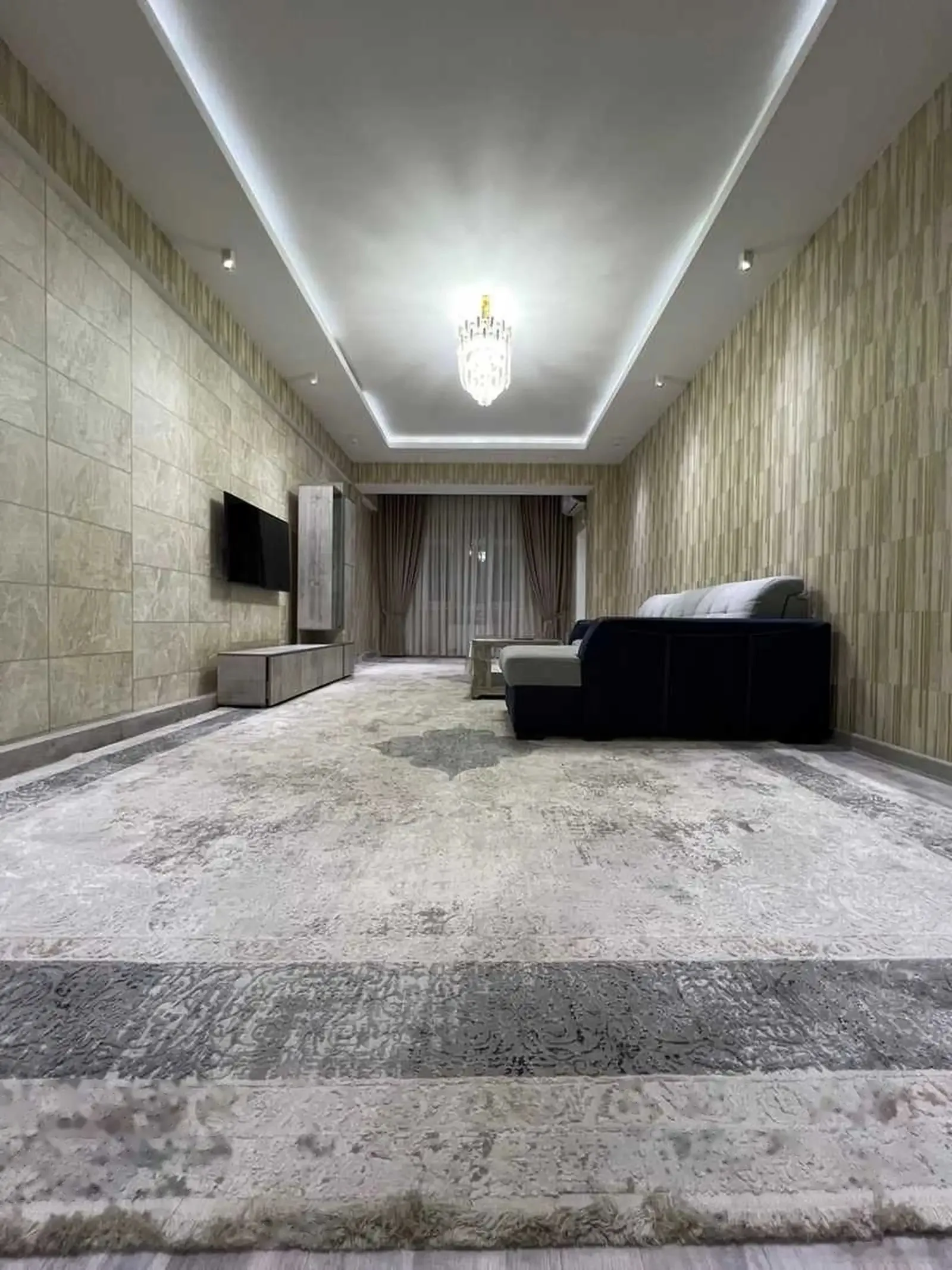 4-комн. квартира, 3 этаж, 140м², доми скичерс