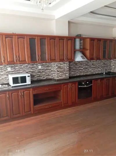 3-комн. квартира, 10 этаж, 150м², Дом печать, Дом Пайкар