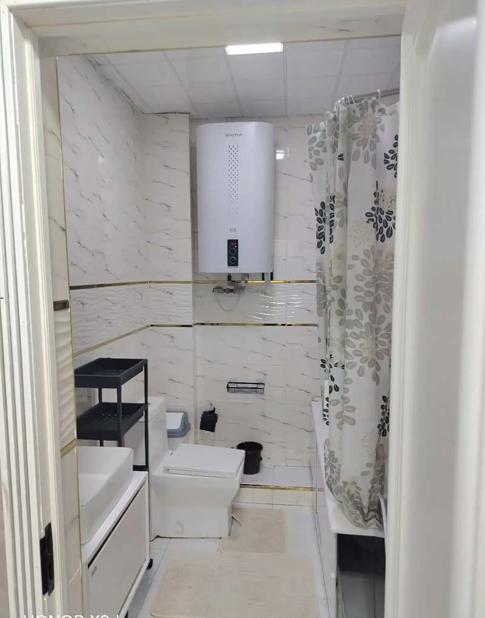 2-комн. квартира, 3 этаж, 70м², Родоми 2