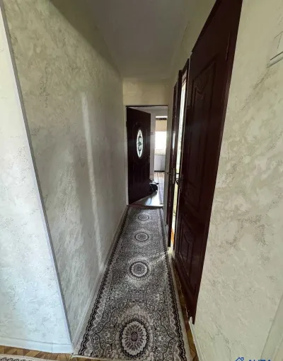 4-комн. квартира, 4 этаж, 64 м², Фирдавси, 46 мкр