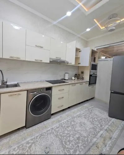 2-комн. квартира, 8 этаж, 92м², Хусейнзода