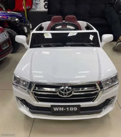 Детский электромобиль