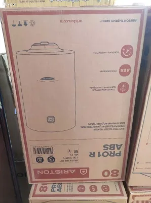 Водонагреватель Ariston 80л