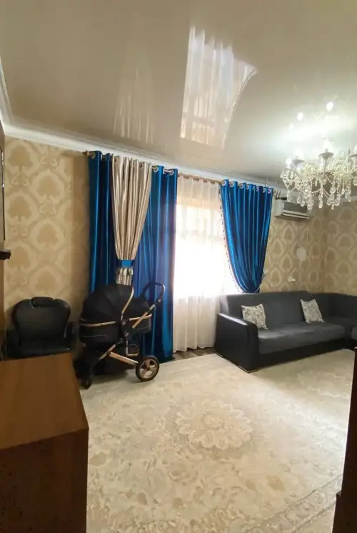 3-комн. квартира, 1 этаж, 75 м², Шохмансур