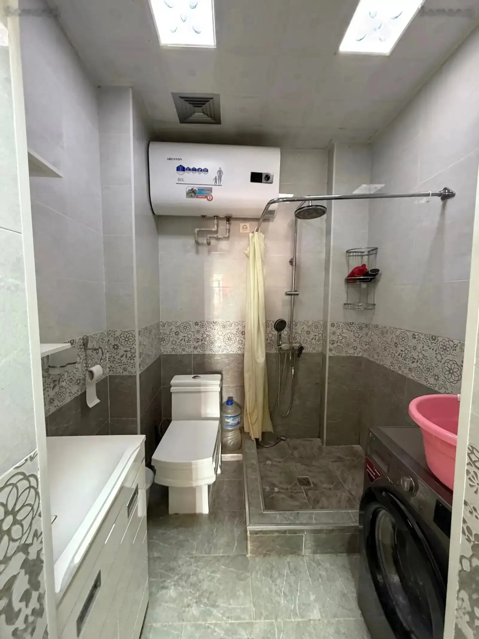3-комн. квартира, 12 этаж, 100м², сино