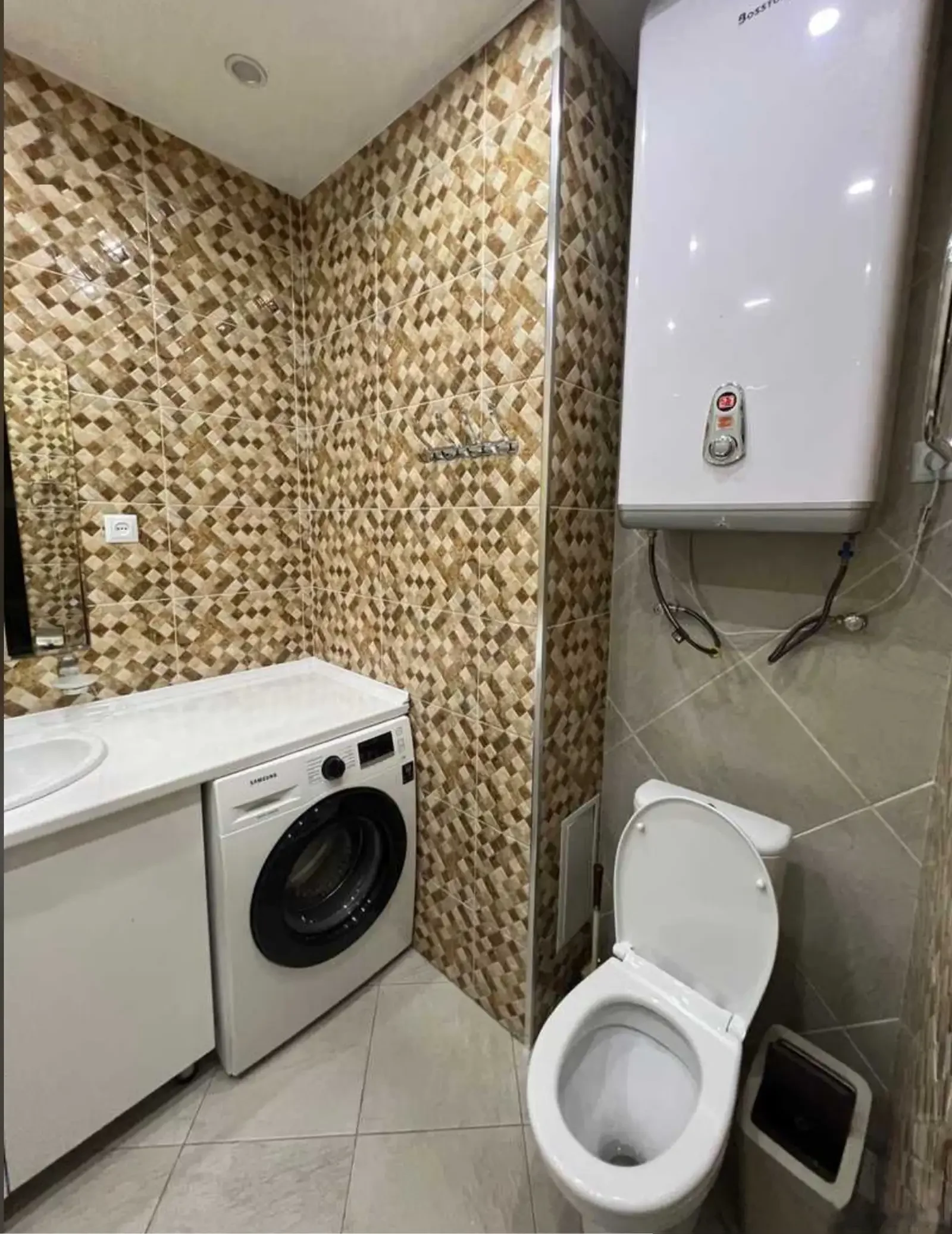 2-комн. квартира, 9 этаж, 90м², Профсоюз