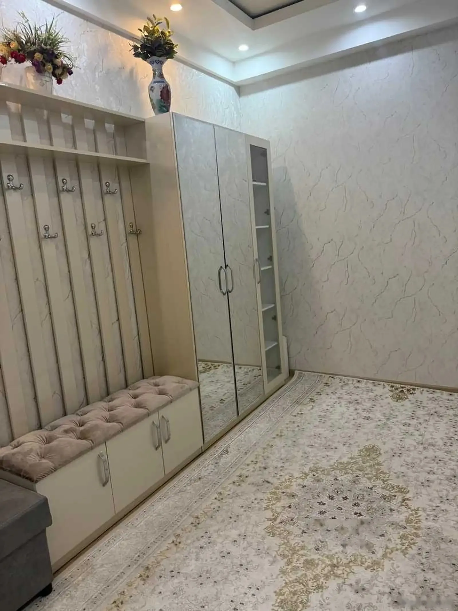 2-комн. квартира, 3 этаж, 60м², Дом печат доми Мавзунаи Човид