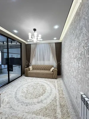 3-комн. квартира, 2 этаж, 82 м², сино