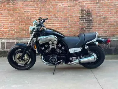 Мотоцикл VMax
