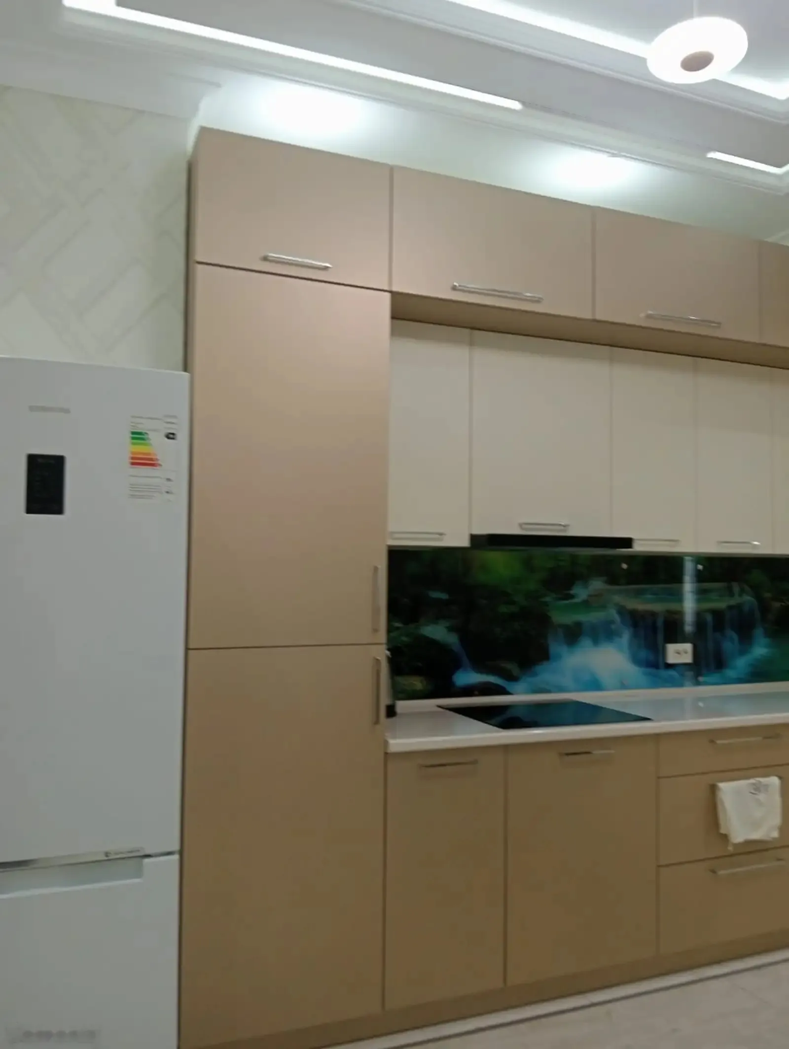 2-комн. квартира, 9 этаж, 90м², бари парламент