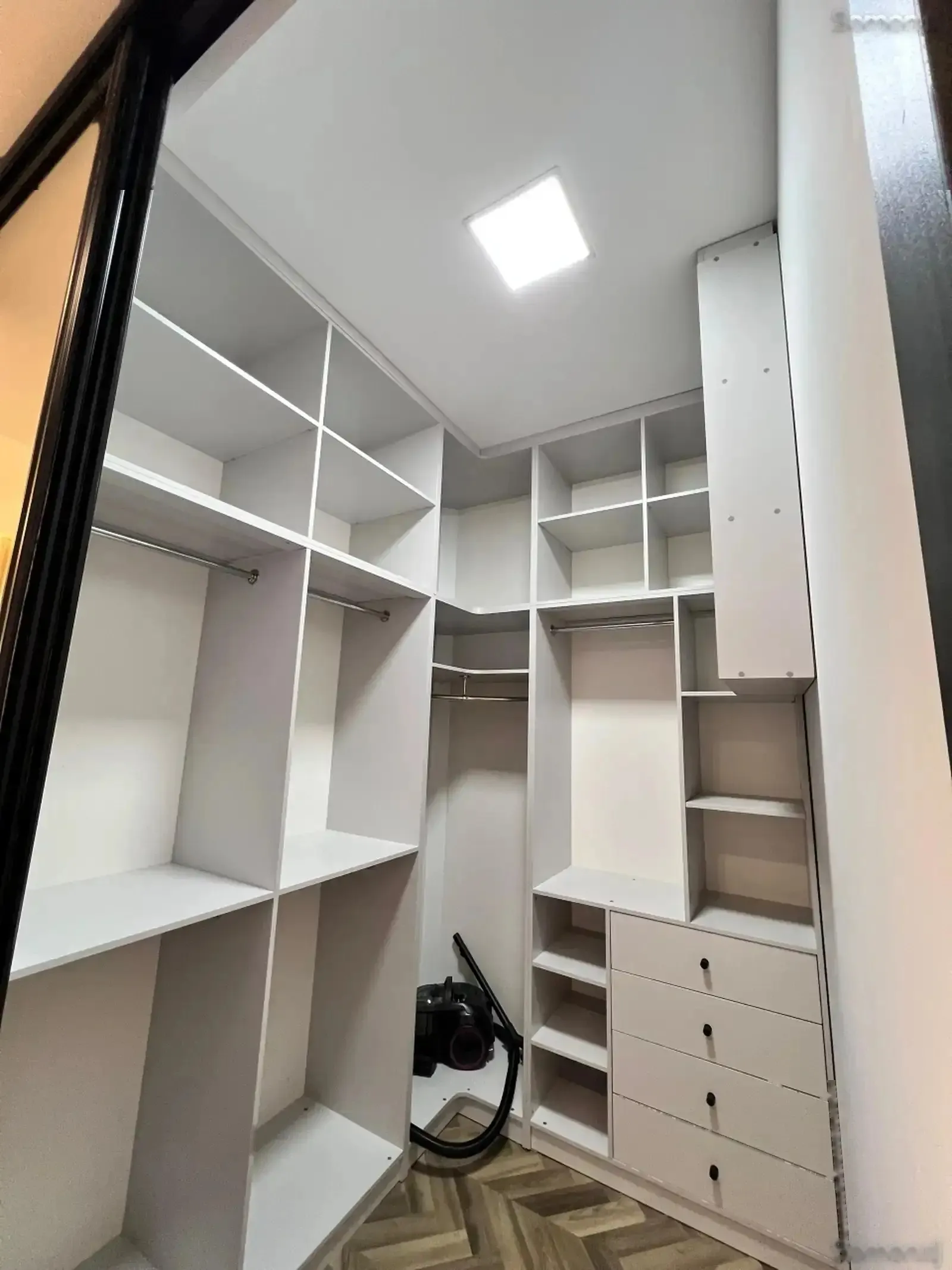 4-комн. квартира, 3 этаж, 139м², Шохмансур