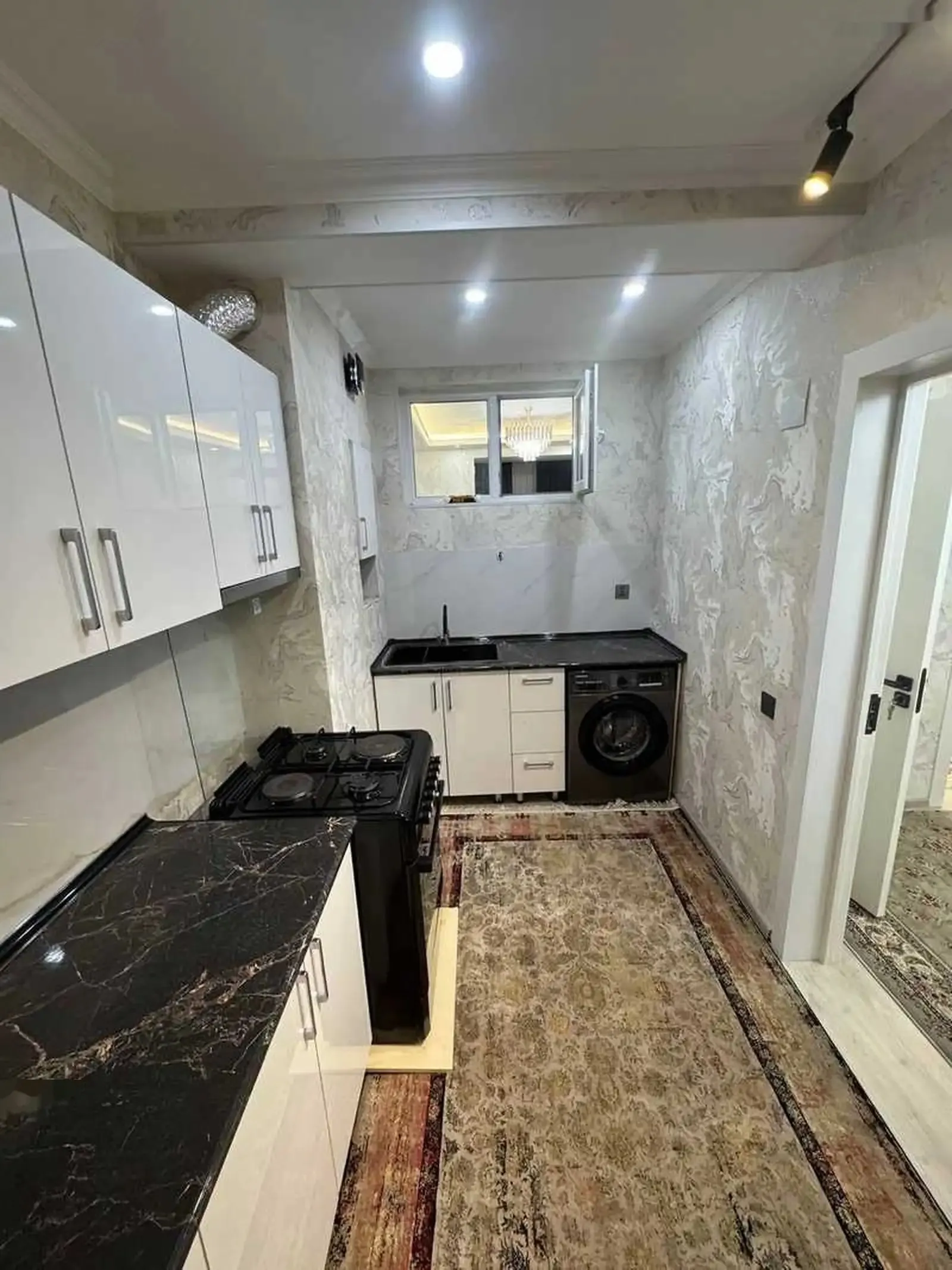 2-комн. квартира, 12 этаж, 62м², 102 мкр,дом Пайкар