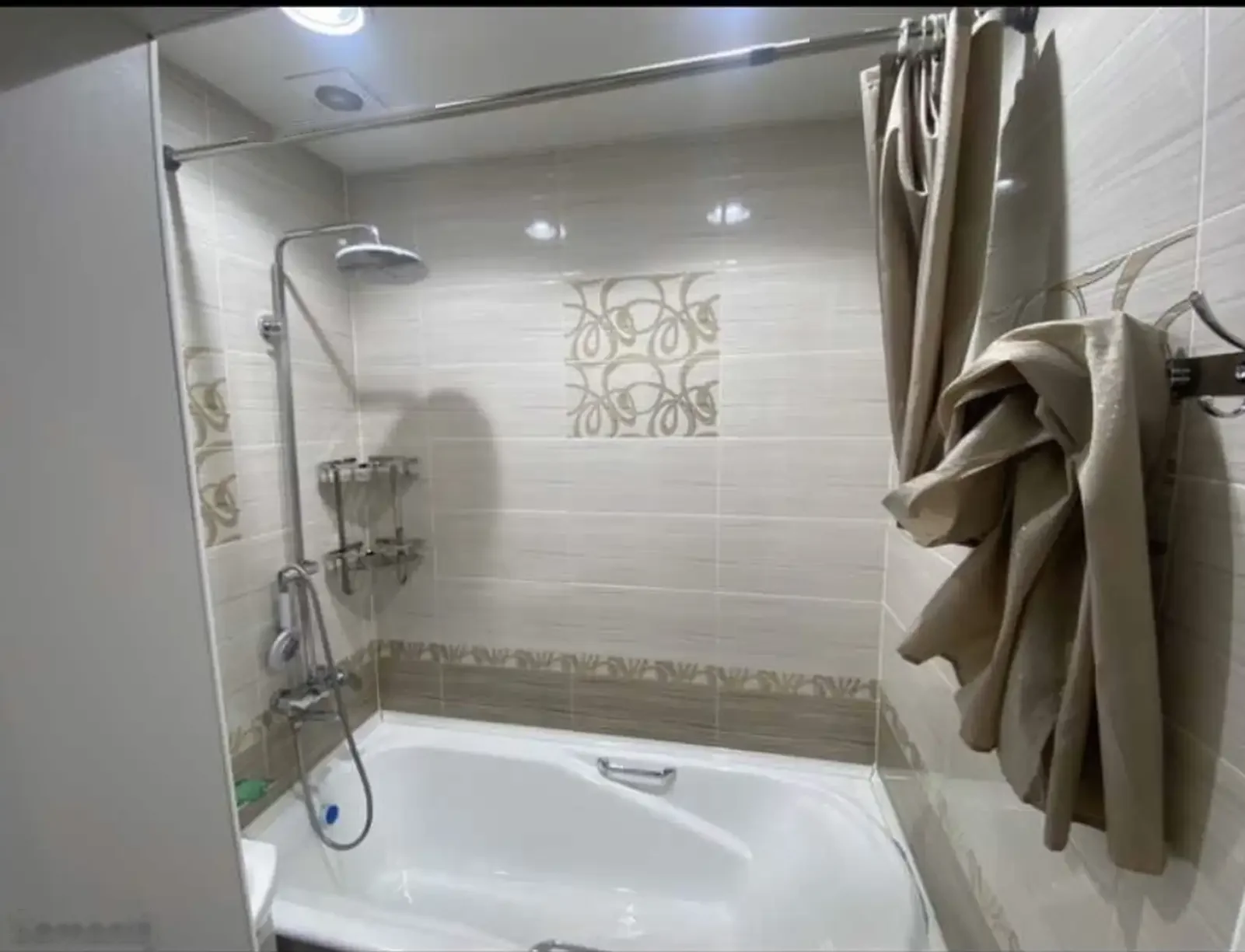 2-комн. квартира, 4 этаж, 70м², 112мкр