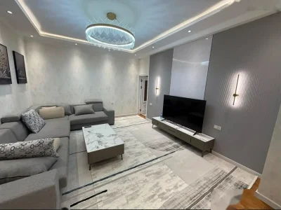 3-комн. квартира, 3 этаж, 105м², Шохмансур Голубой Экран