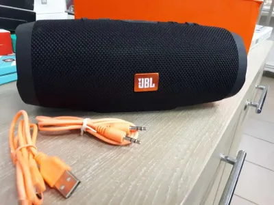 Портативная колонка JBL Charge 4