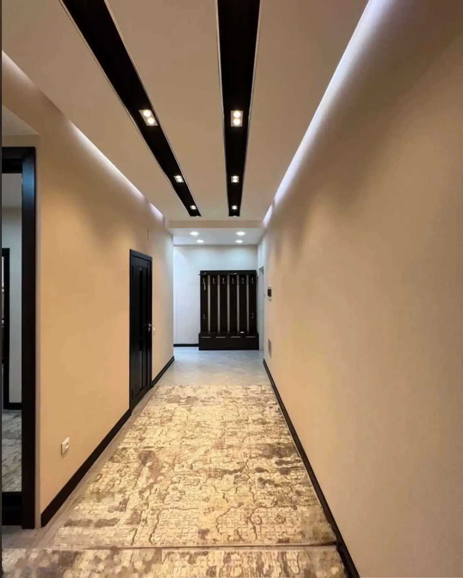 2-комн. квартира, 9 этаж, 90м², Профсоюз