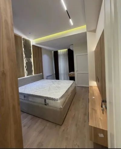 3-комн. квартира, 3 этаж, 97 м², И. Сомони, Овир