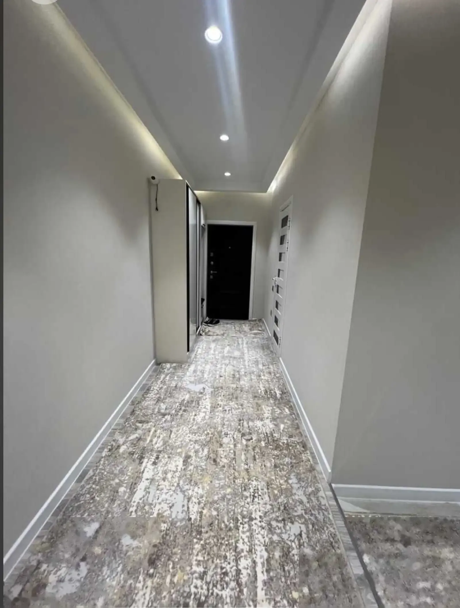 2-комн. квартира, 14 этаж, 94м², 82мкр