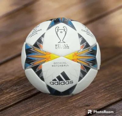 Мяч Adidas