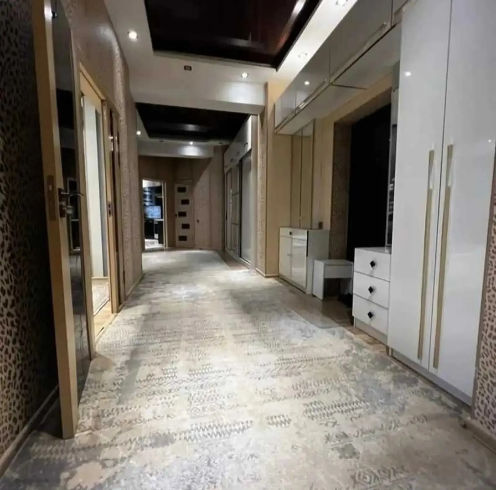 3-комн. квартира, 11 этаж, 130м², дом печати