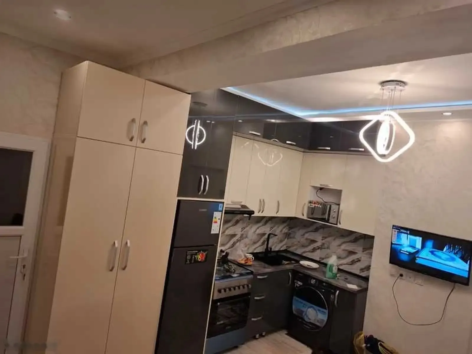 3-комн. квартира, 13 этаж, 60м², Сино, назди ресторани Яккачинор (колсевои Профсоюз)