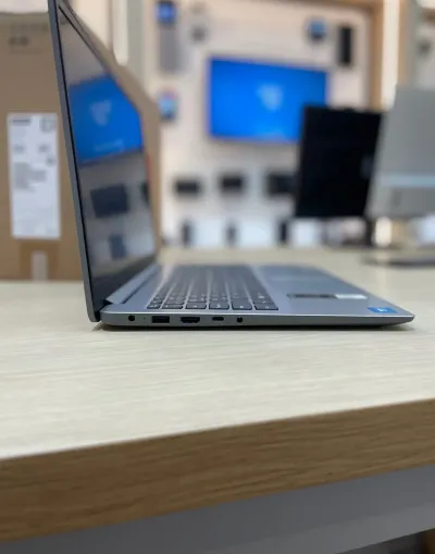 Ноутбук Lenovo IdeaPad 1 Intel N4500 8GB RAM 256GB SSD 15 6 Windows 11 Pro