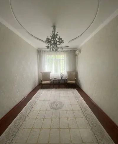 4-комн. квартира, 4 этаж, 140 м², Сино 102мкр возле Ресторана Шахриёр