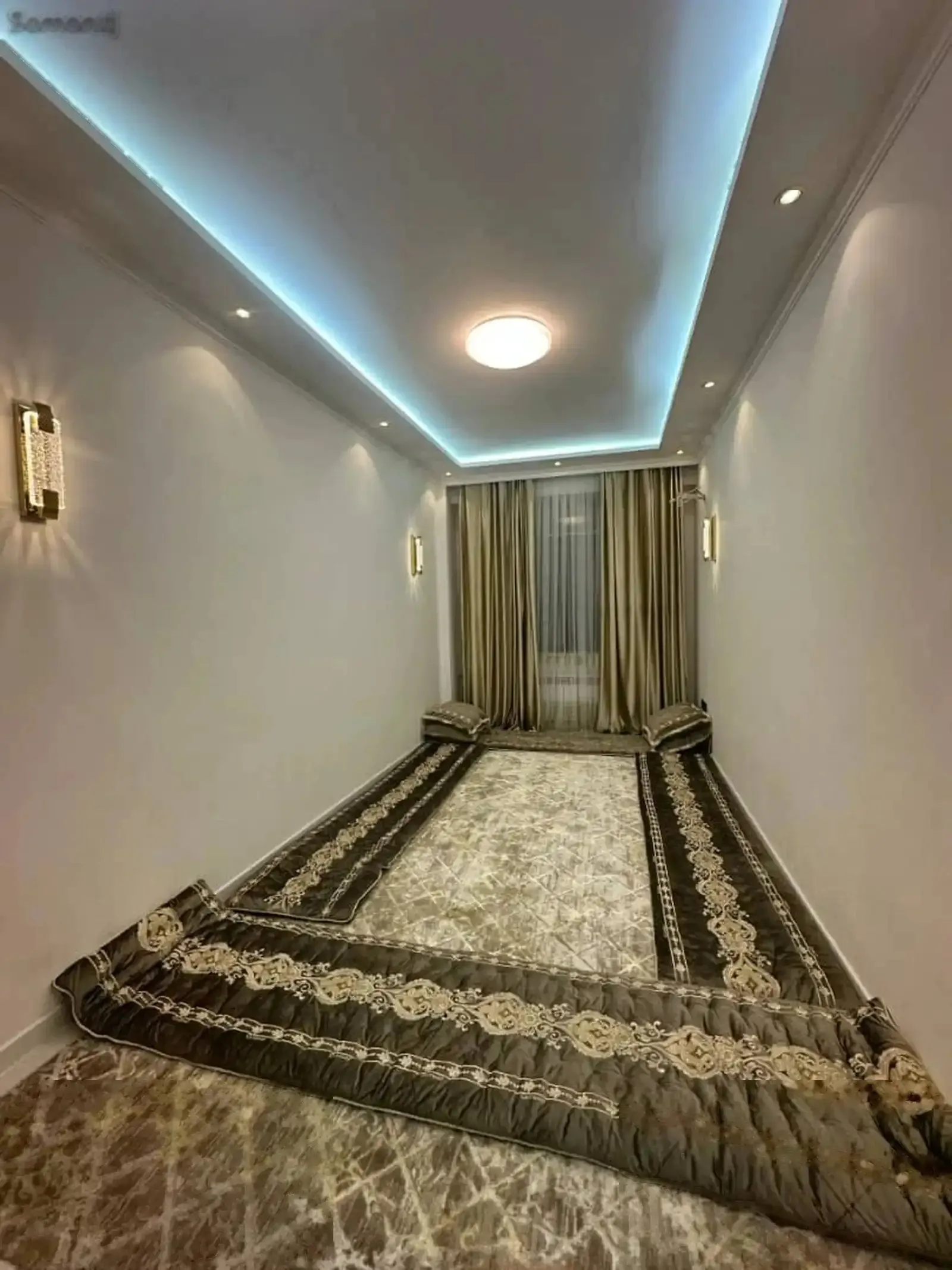2-комн. квартира, 2 этаж, 72м², пушти чордома гардиши даромад сеюм баз