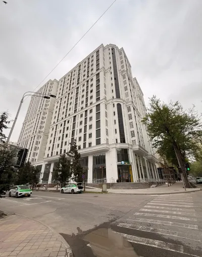 3-комн. квартира, 14 этаж, 133 м², Оперка, Славянский университет