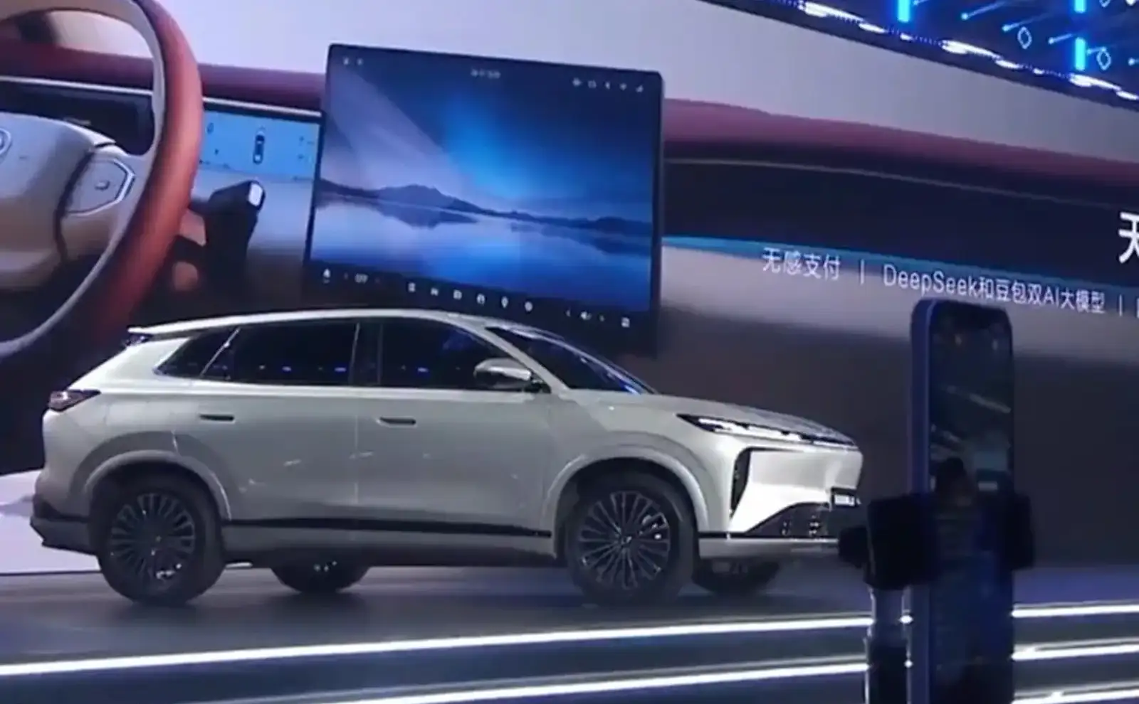 Dongfeng L8,