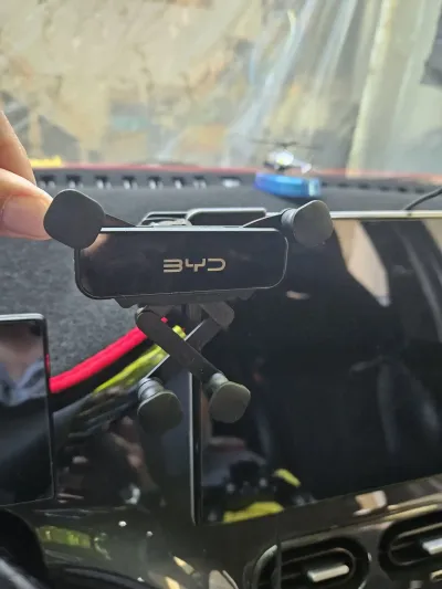 Держатель для телефона BYD E2