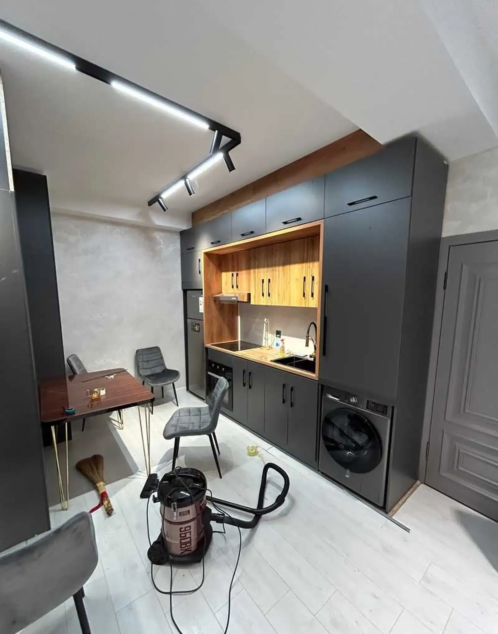 2-комн. квартира, 14 этаж, 68м², Кохи Бародар