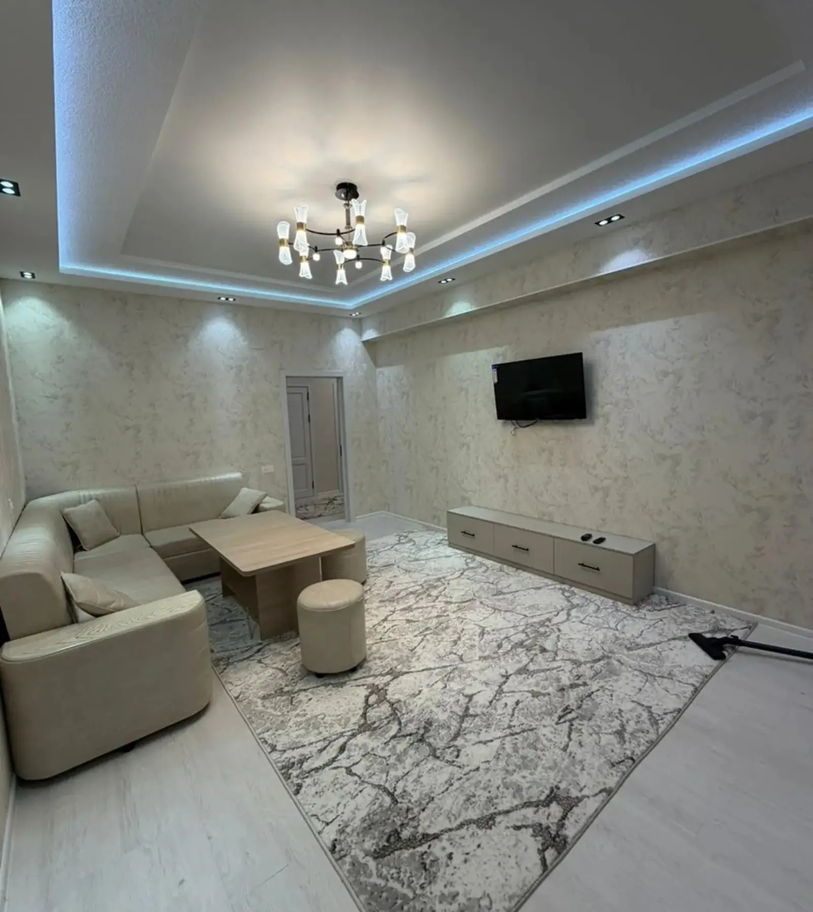 2-комн. квартира, 4 этаж, 76 м², 18 Mkr