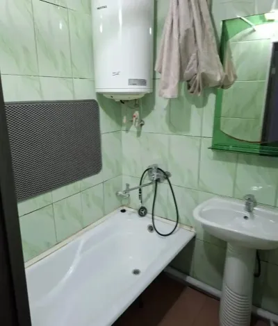4-комн. квартира, 9 этаж, 100м², Сино