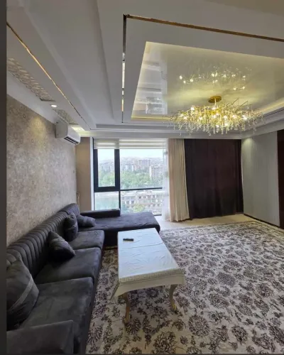 2-комн. квартира, 10 этаж, 90м², Сино 82 мкр