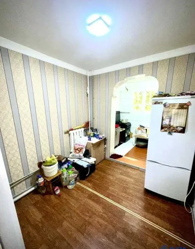 4-комн. квартира, 3 этаж, 67 м², Сино