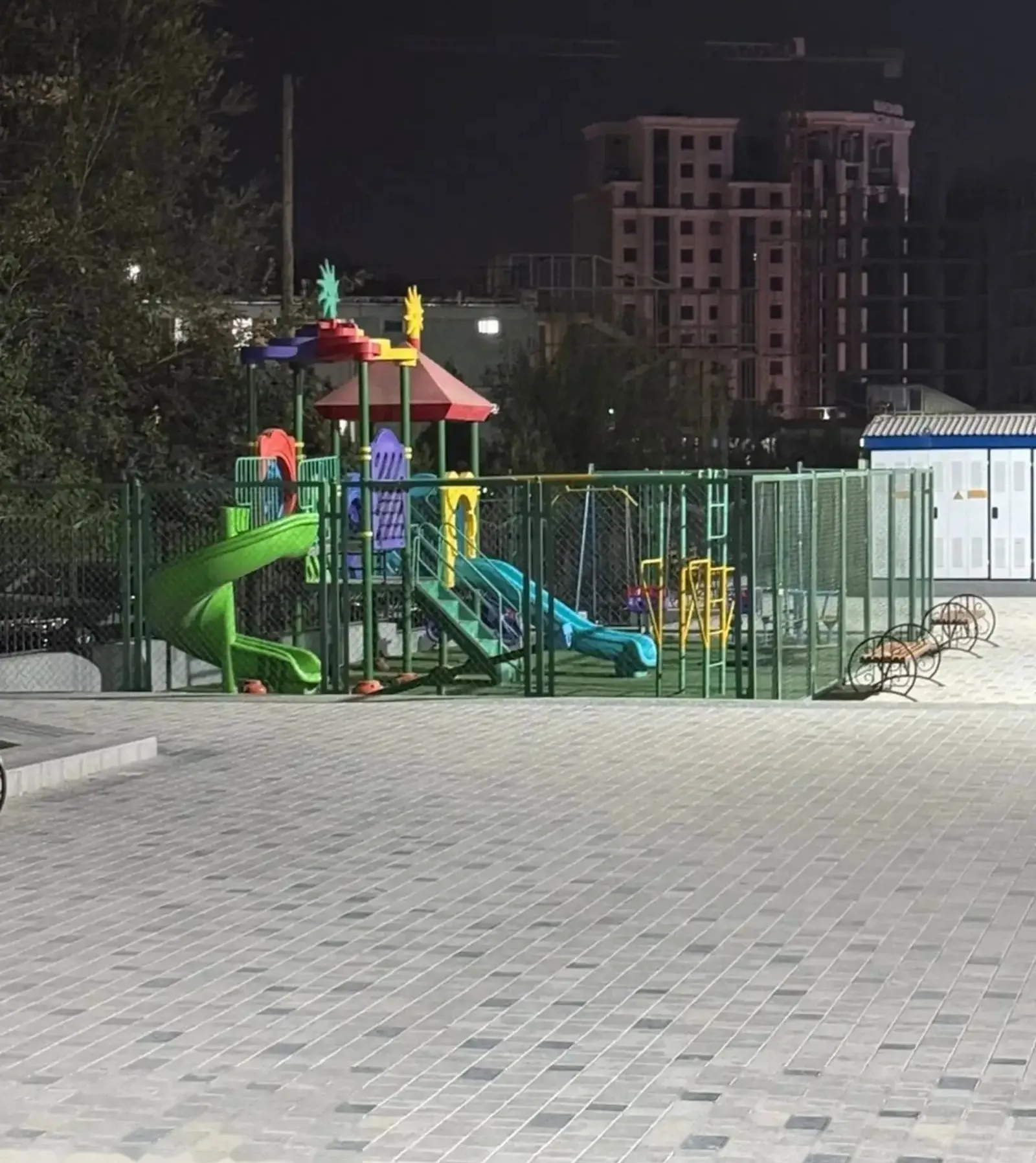 2-комн. квартира, 5 этаж, 90м², шохмансур