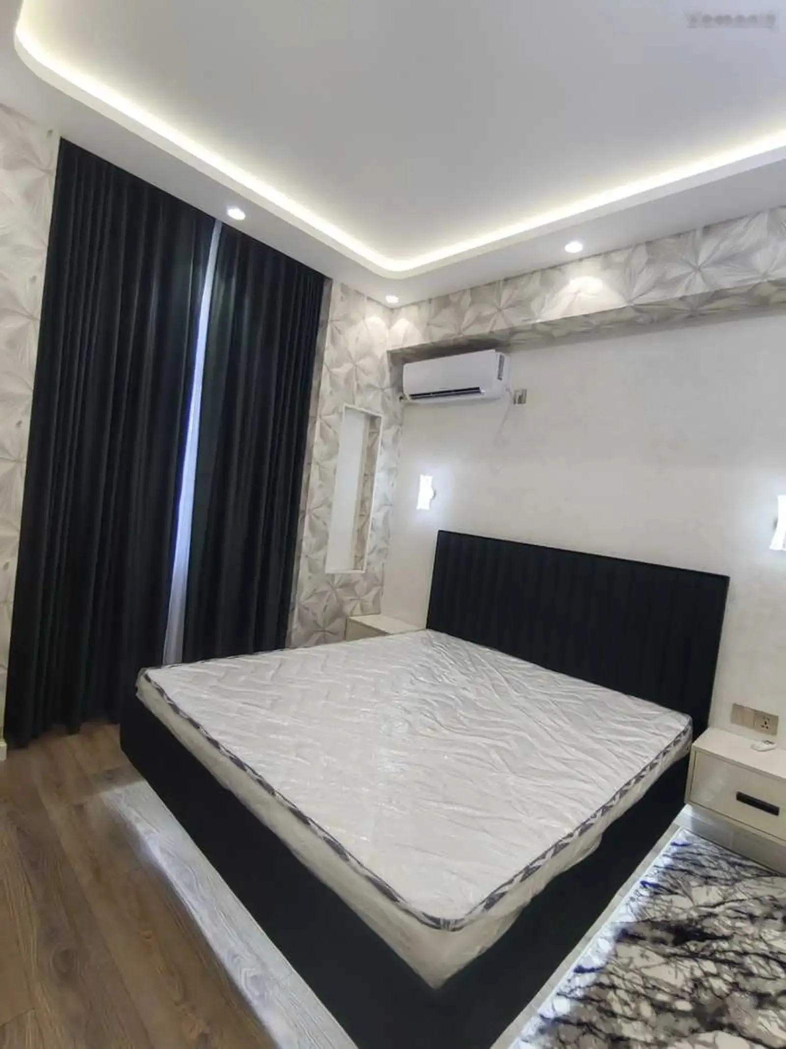 1-комн. квартира, 6 этаж, 50 м², ориентир голубой экран доми санта рус