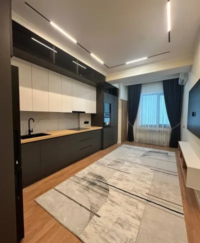 2-комн. квартира, 6 этаж, 69 м², Пеши Славянский Университет