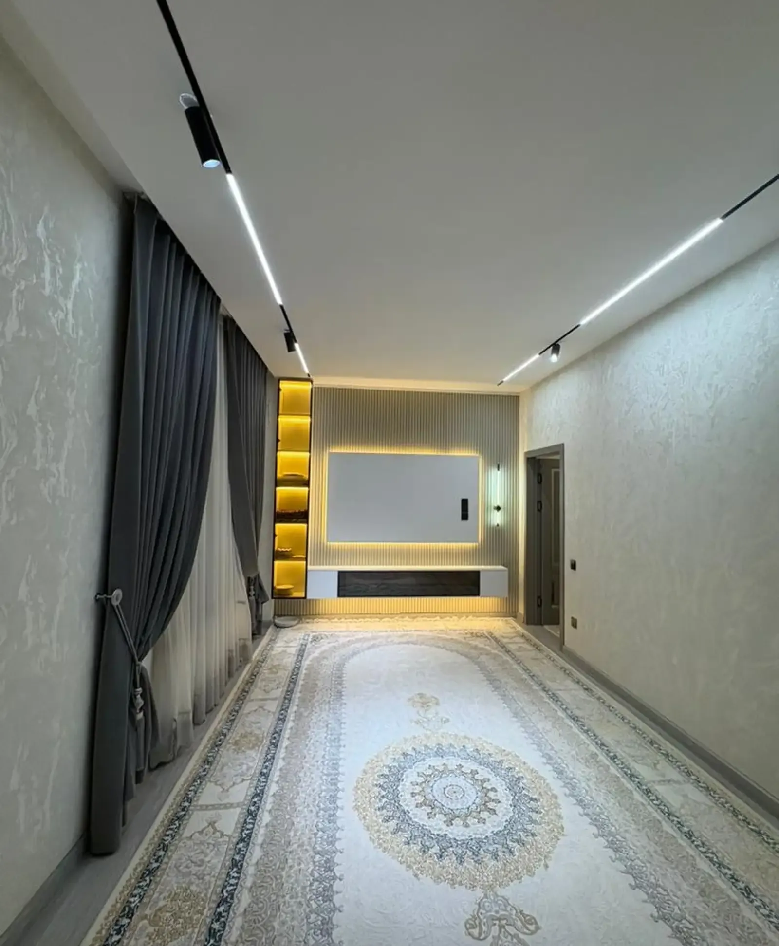 4-комн. квартира, 7 этаж, 125м², СУЛТОНИ КАБИР ЧОРАҲАИ ЮЖНИЙ .